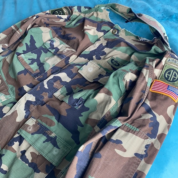 Kendal and Kylie Camo Jacket - Picture 8 of 8